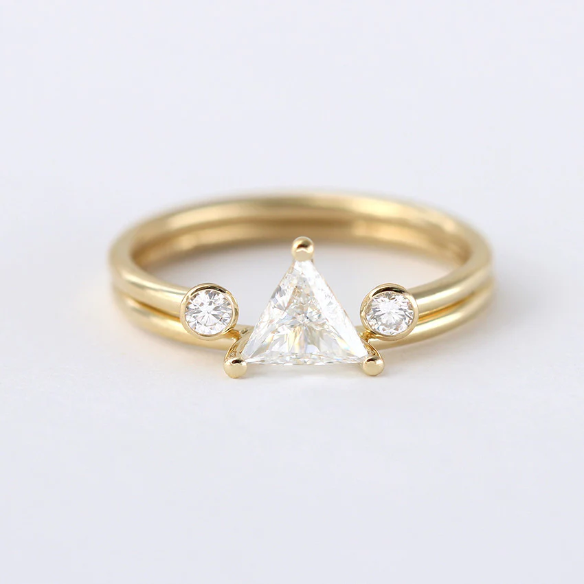 Trillion Diamond Ring in Prong Setting 0.5 Carat - Image 6