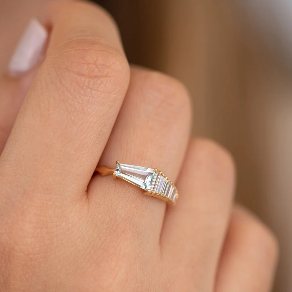 Aquamarine Engagement Ring with Gradient Diamonds - Image 3