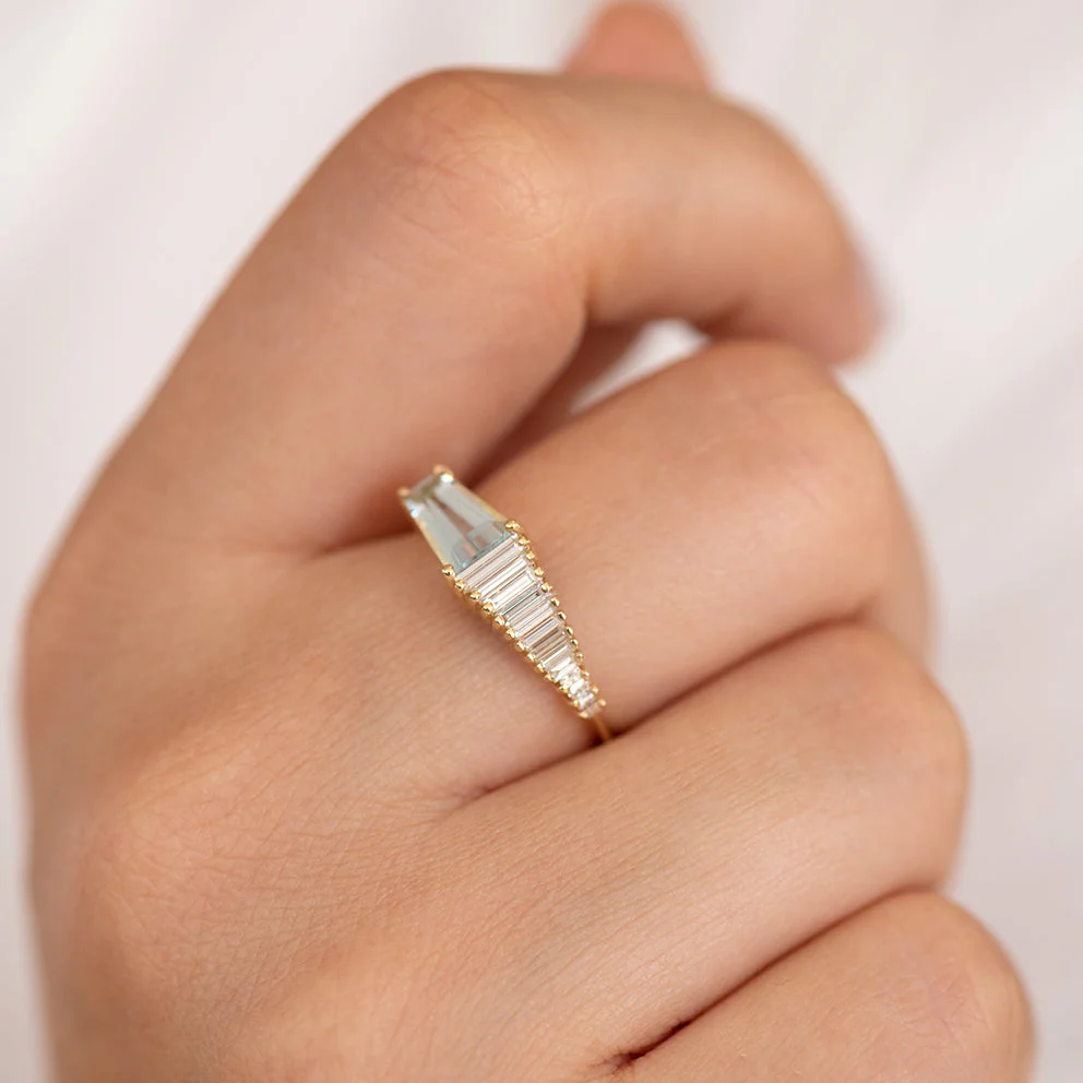Aquamarine Engagement Ring with Gradient Diamonds - Image 4
