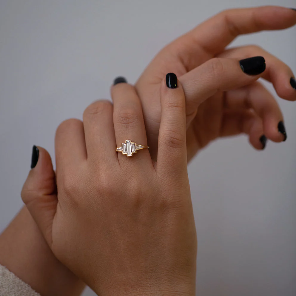 Art Deco Baguette Diamond Ring - Image 6