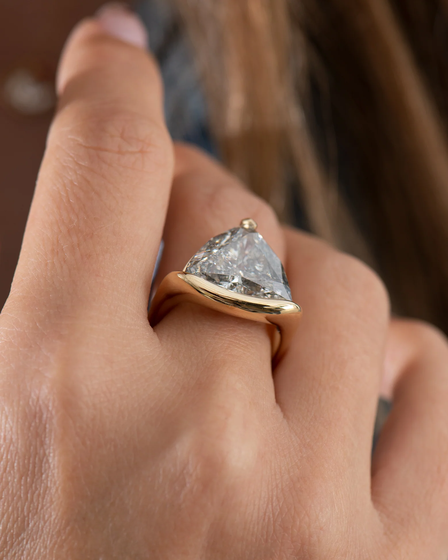 Asteria 9ct Solitaire Galaxy Diamond Engagement Ring - Image 8