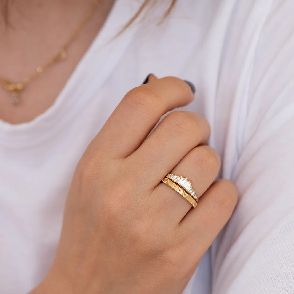 Baguette Diamond Wedding Ring Set - Image 3