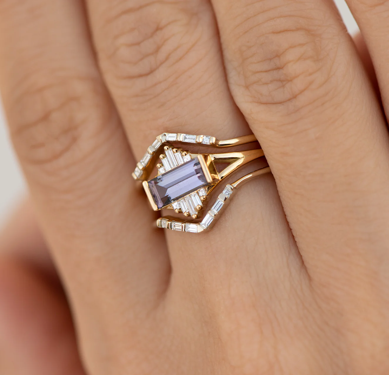 Chevron Wedding Ring with Baguette Diamonds - V Baguette Ring - Image 8