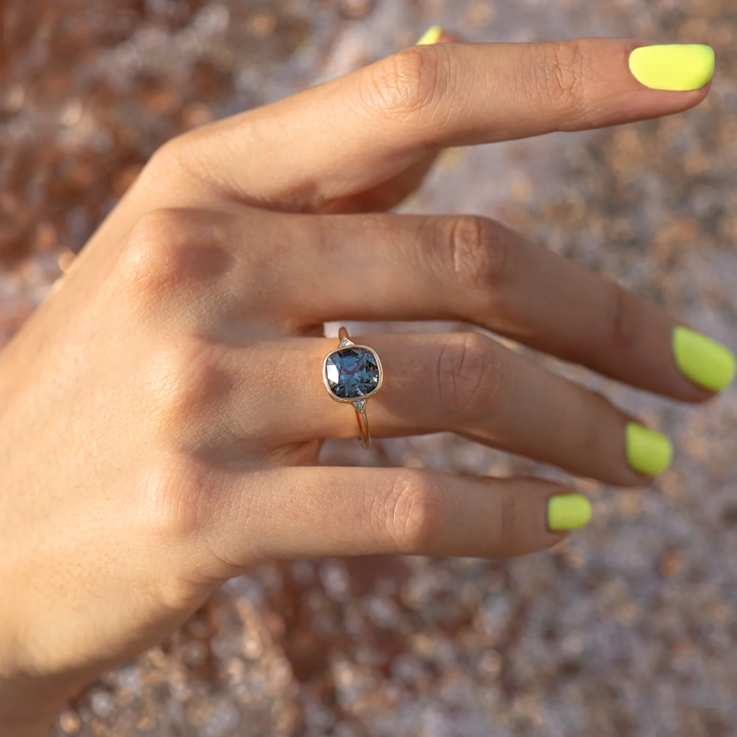 Gray Spinel Engagement Ring with a Golden Zigzag Setting - OOAK - Image 4