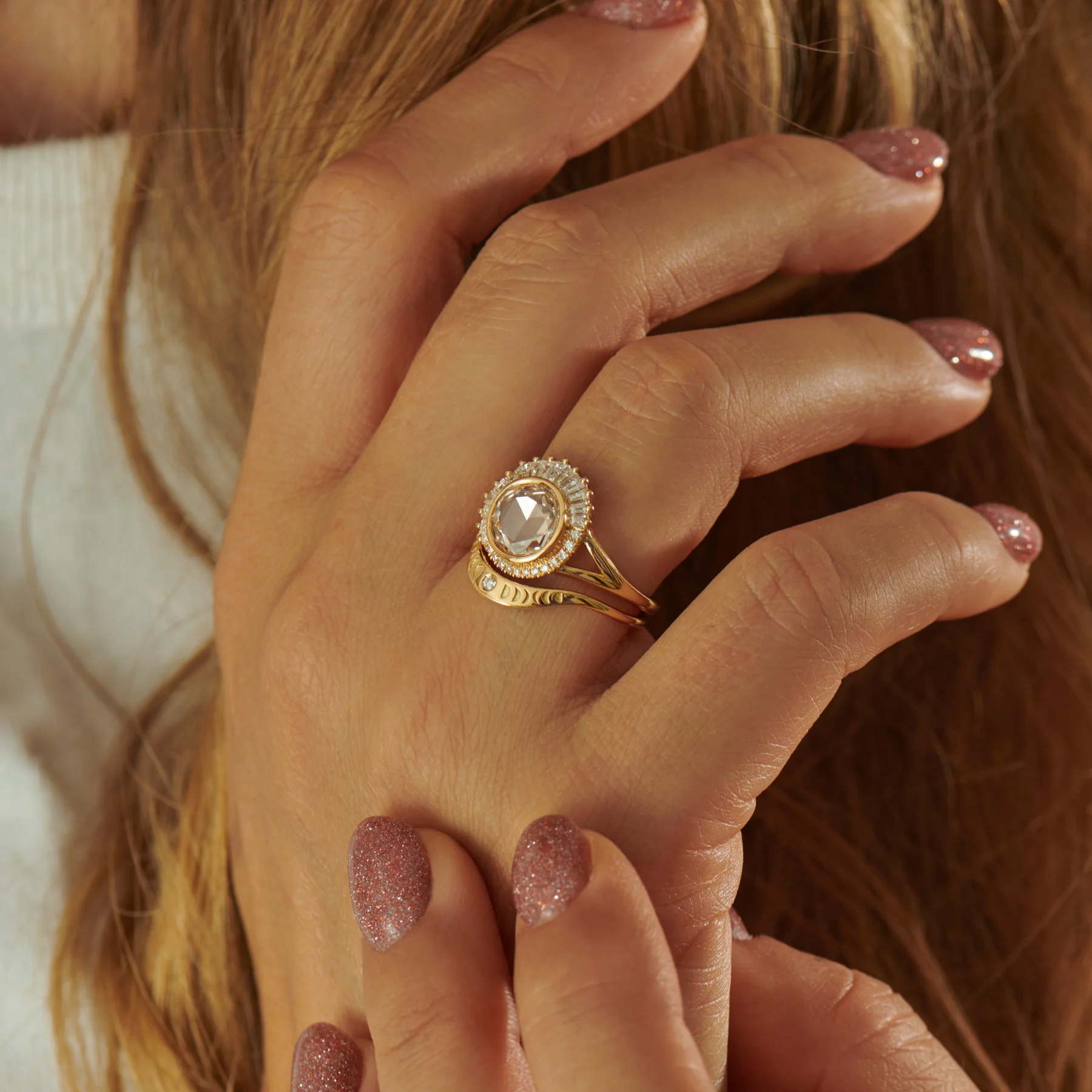Curved Moon Phase Wedding Band - Image 7