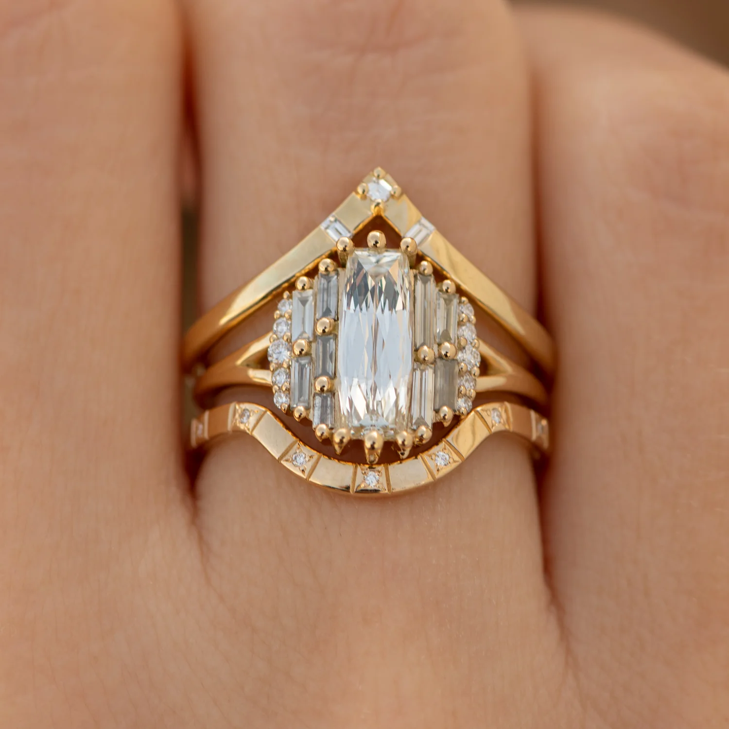 Curved Wedding Band with Brilliant Diamonds - Image 3