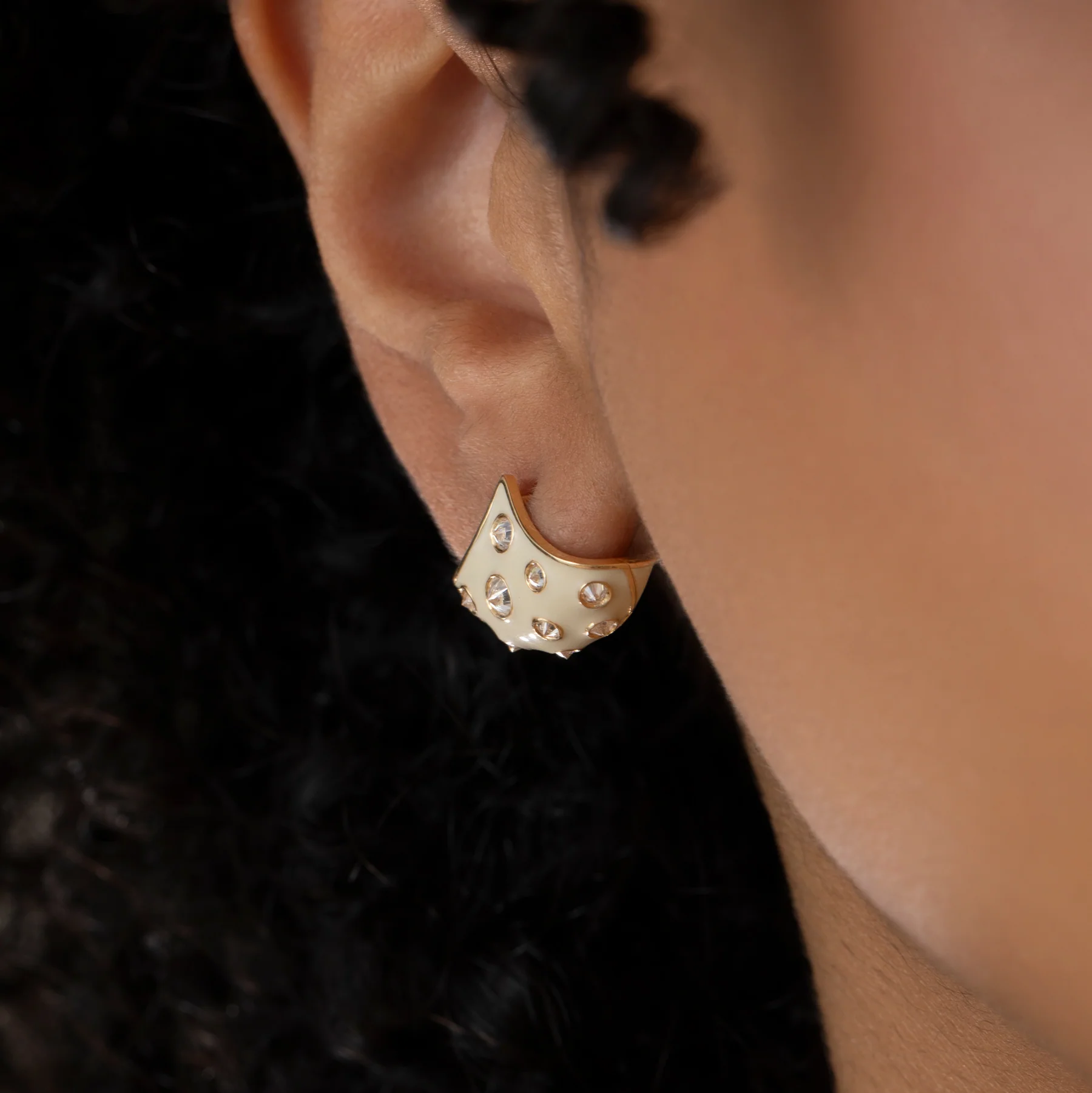 Enamel Reverse Set White Diamond Fan Earrings - Image 4