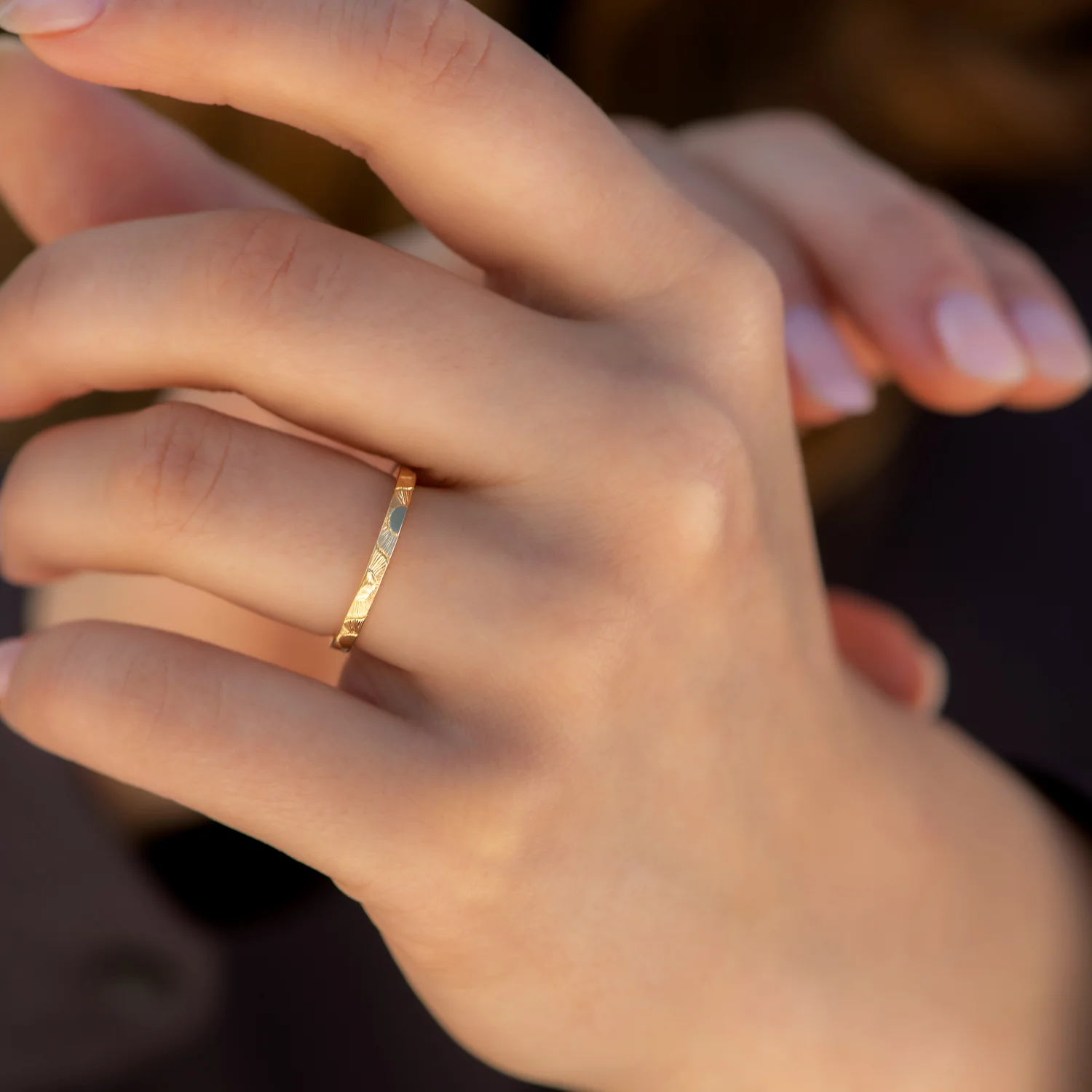 Engraved Golden Sun Pattern Wedding Band - Image 7