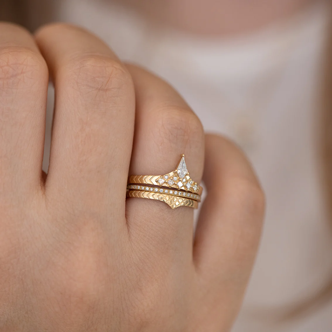 Geometric Band with Diamond Peak - Image 10