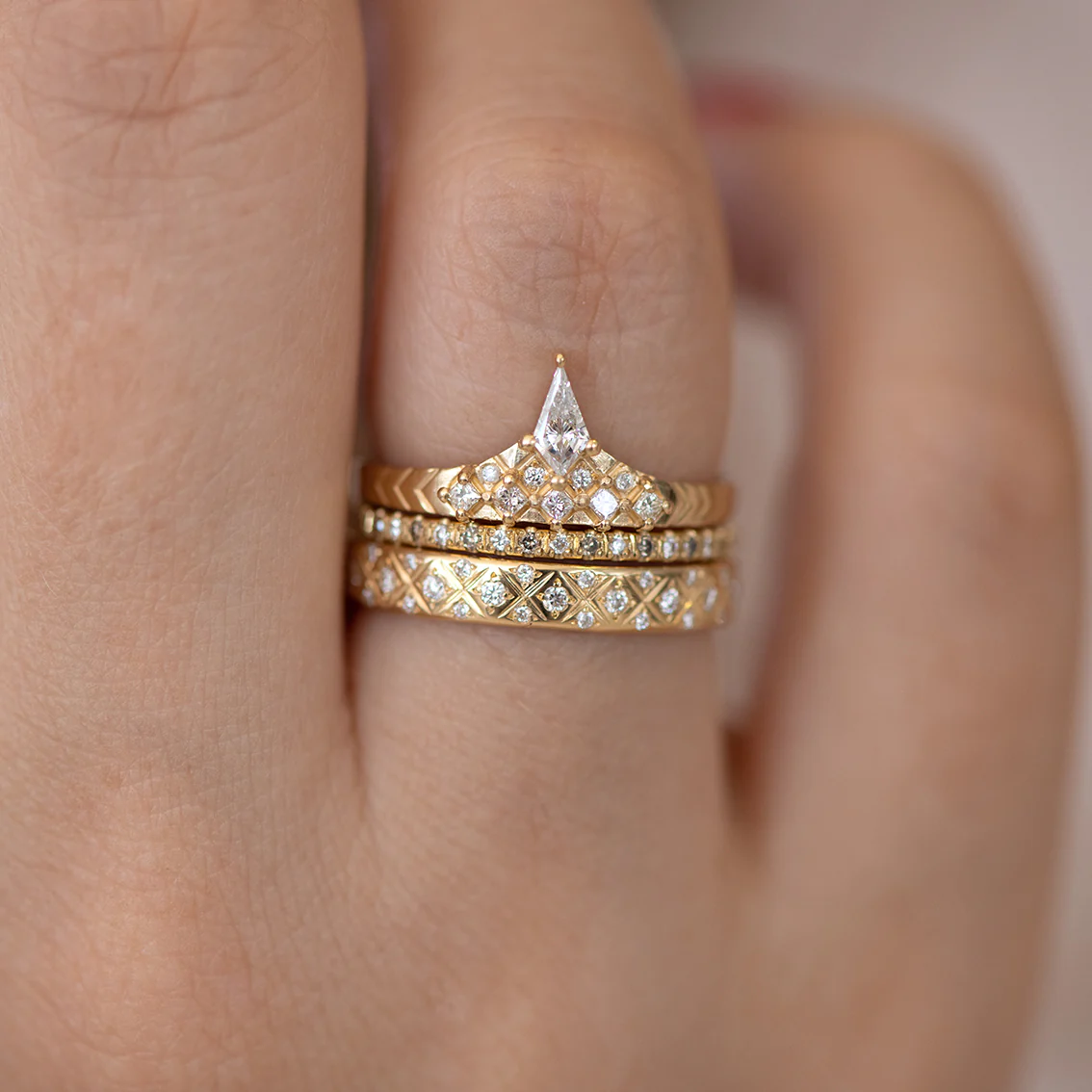 Geometric Band with Diamond Peak - Image 9