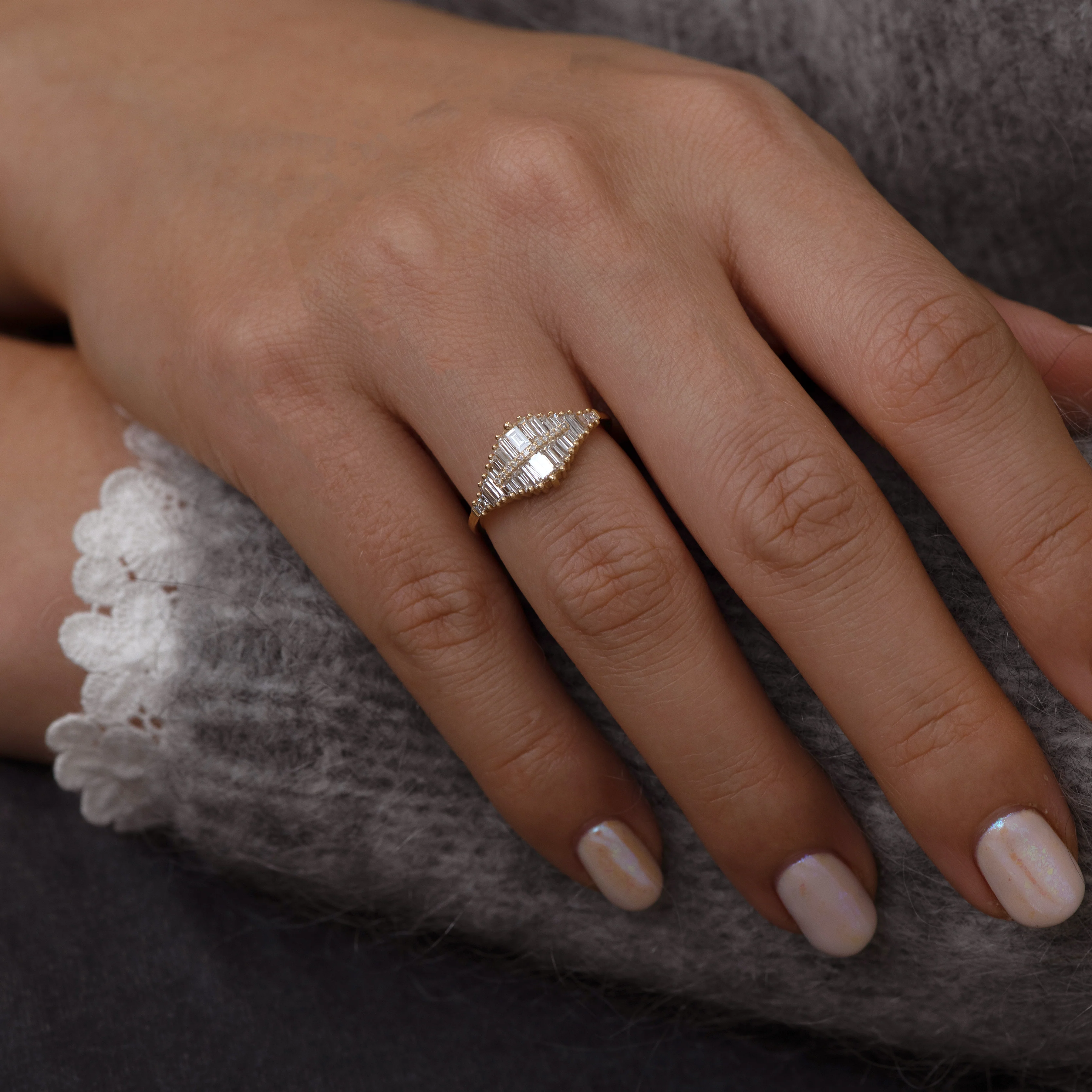 Gradient Diamond Ring with Baguette and Pave Diamonds - Image 6