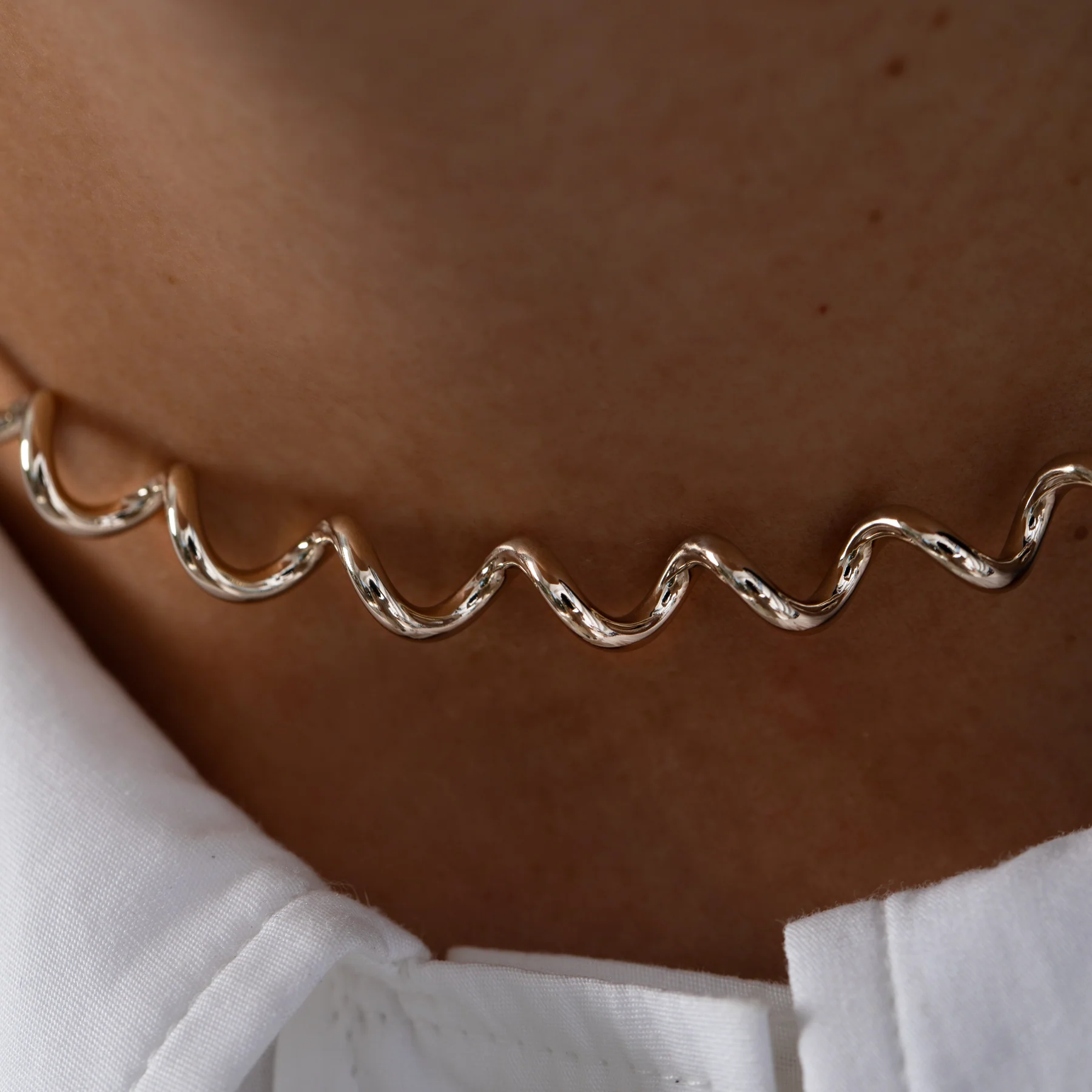 Helix Solid Gold Spiral Choker Necklace - Image 3