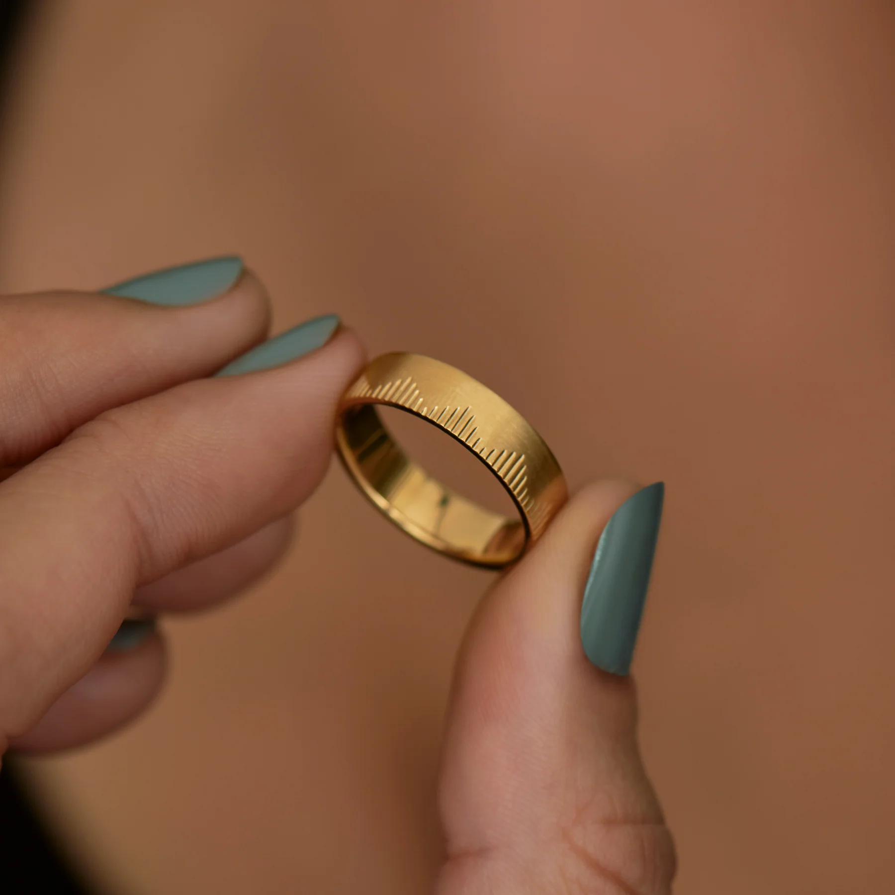 Matte Gold Pyramid Engraved Full Eternity Wedding Band - Image 4