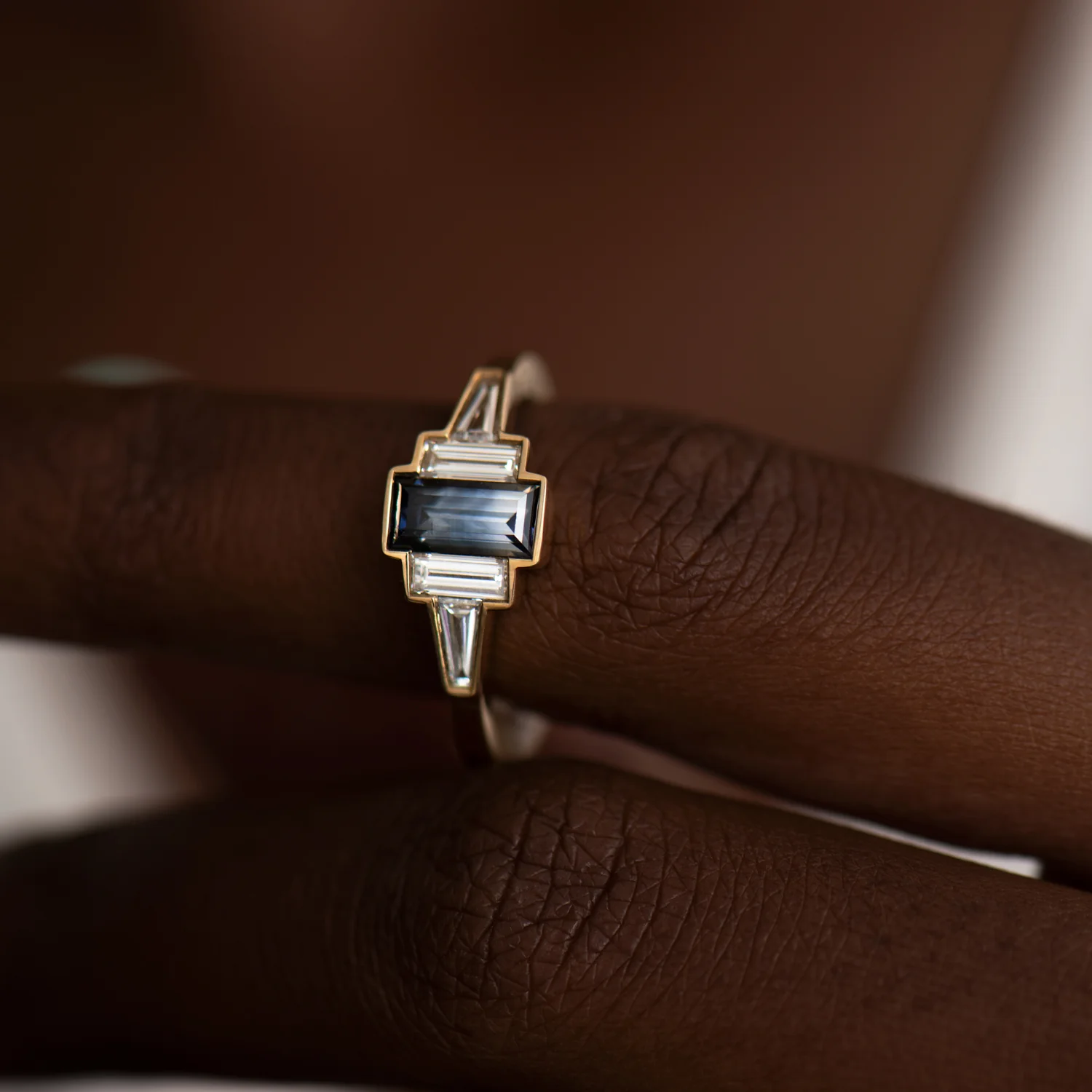 Parti Sapphire Art Deco Ring with TLB Diamonds and a Golden Bezel - OOAK - Image 2