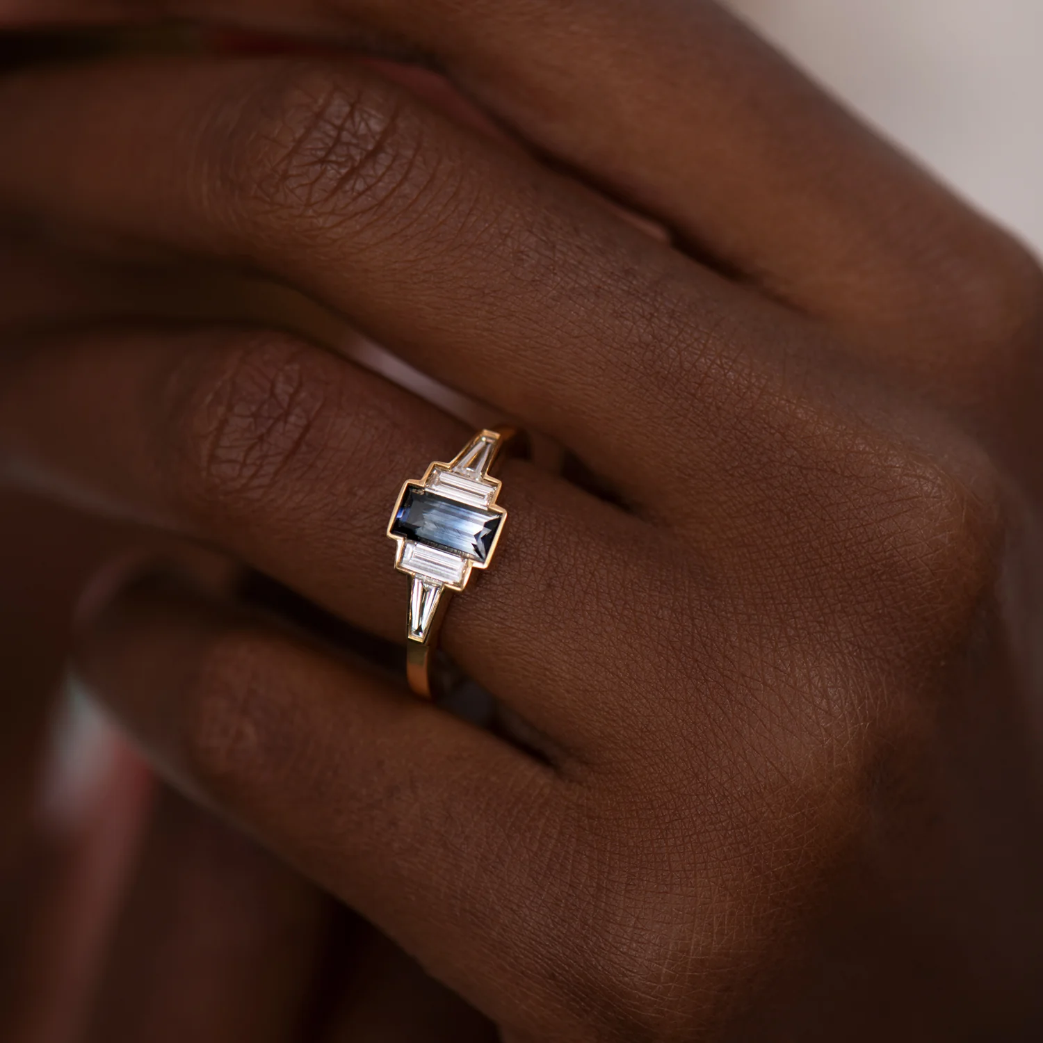 Parti Sapphire Art Deco Ring with TLB Diamonds and a Golden Bezel - OOAK - Image 4