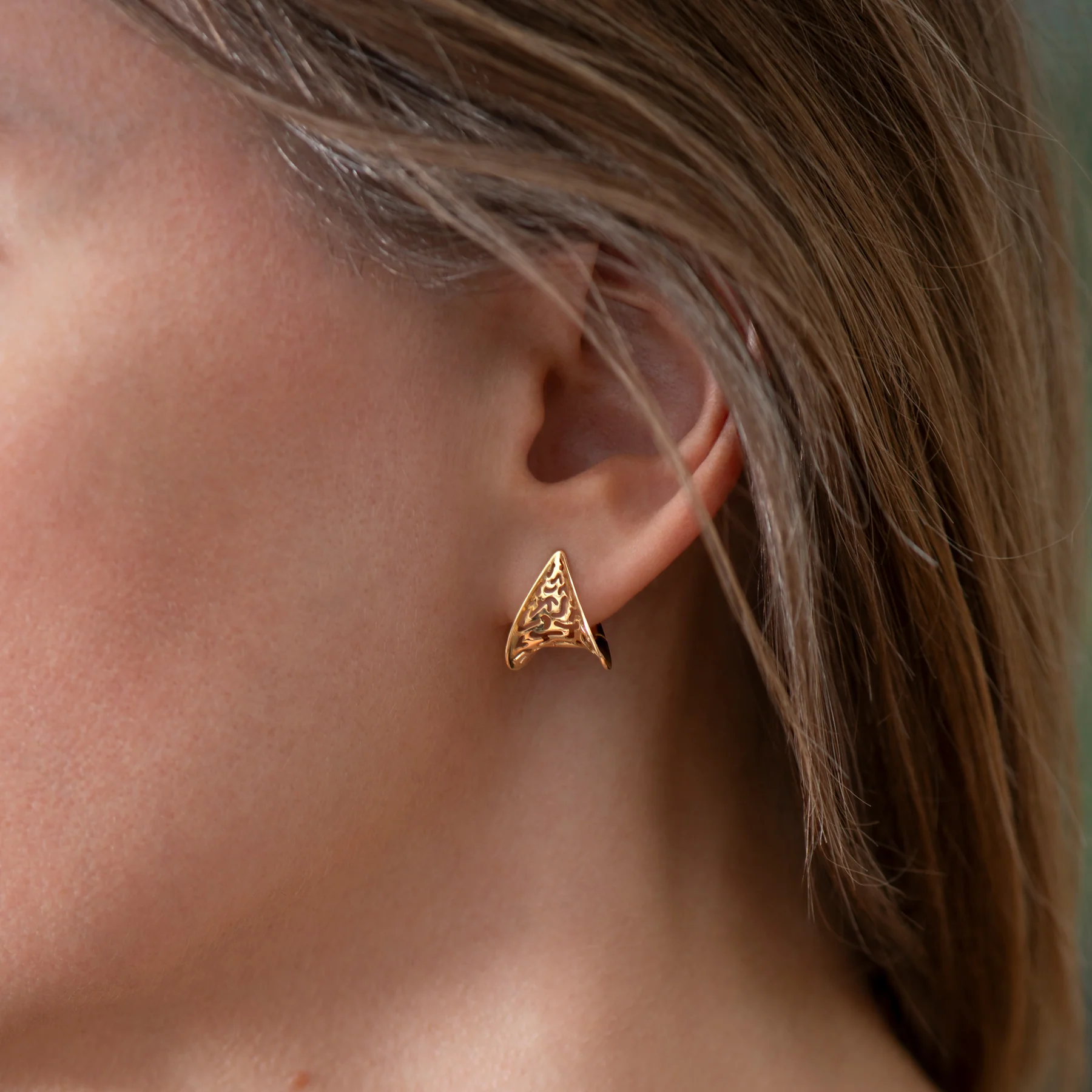 Gold Lace Cut Out Hoop Earrings - Image 7