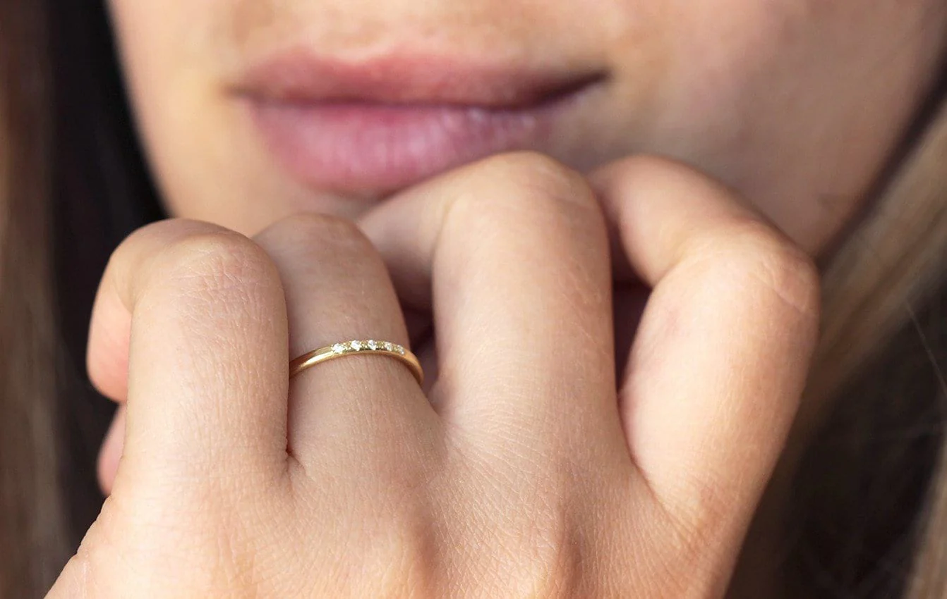 Five Diamonds Wedding Ring - Image 3