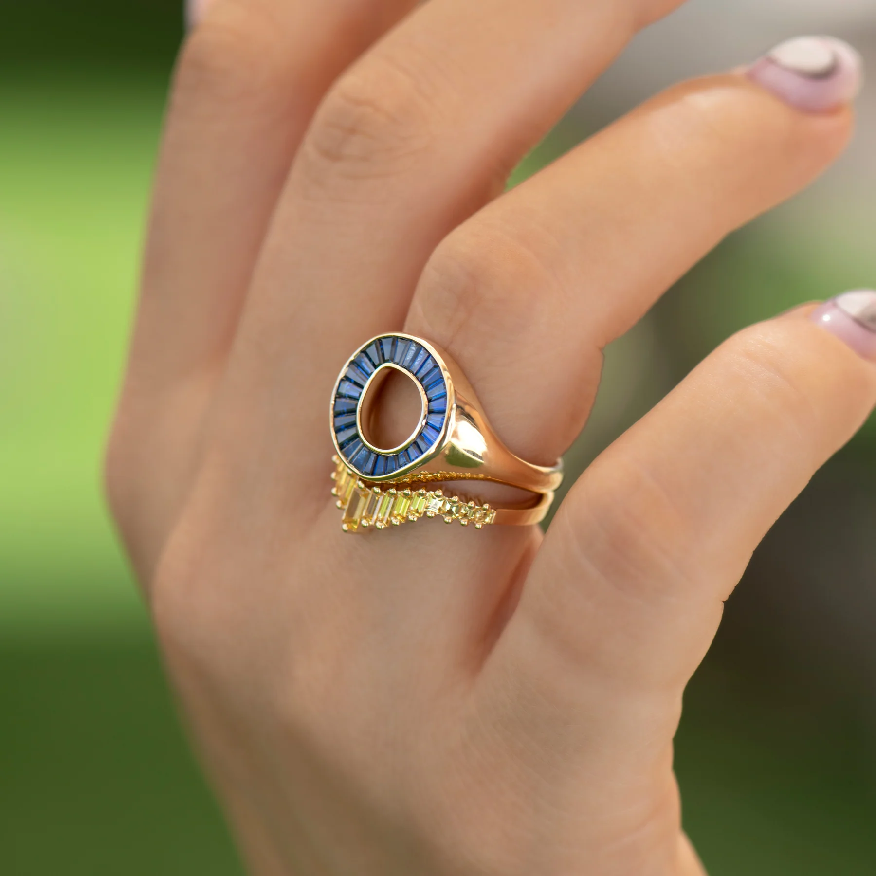 Royal Blue Sapphire Signet Ring - Image 6