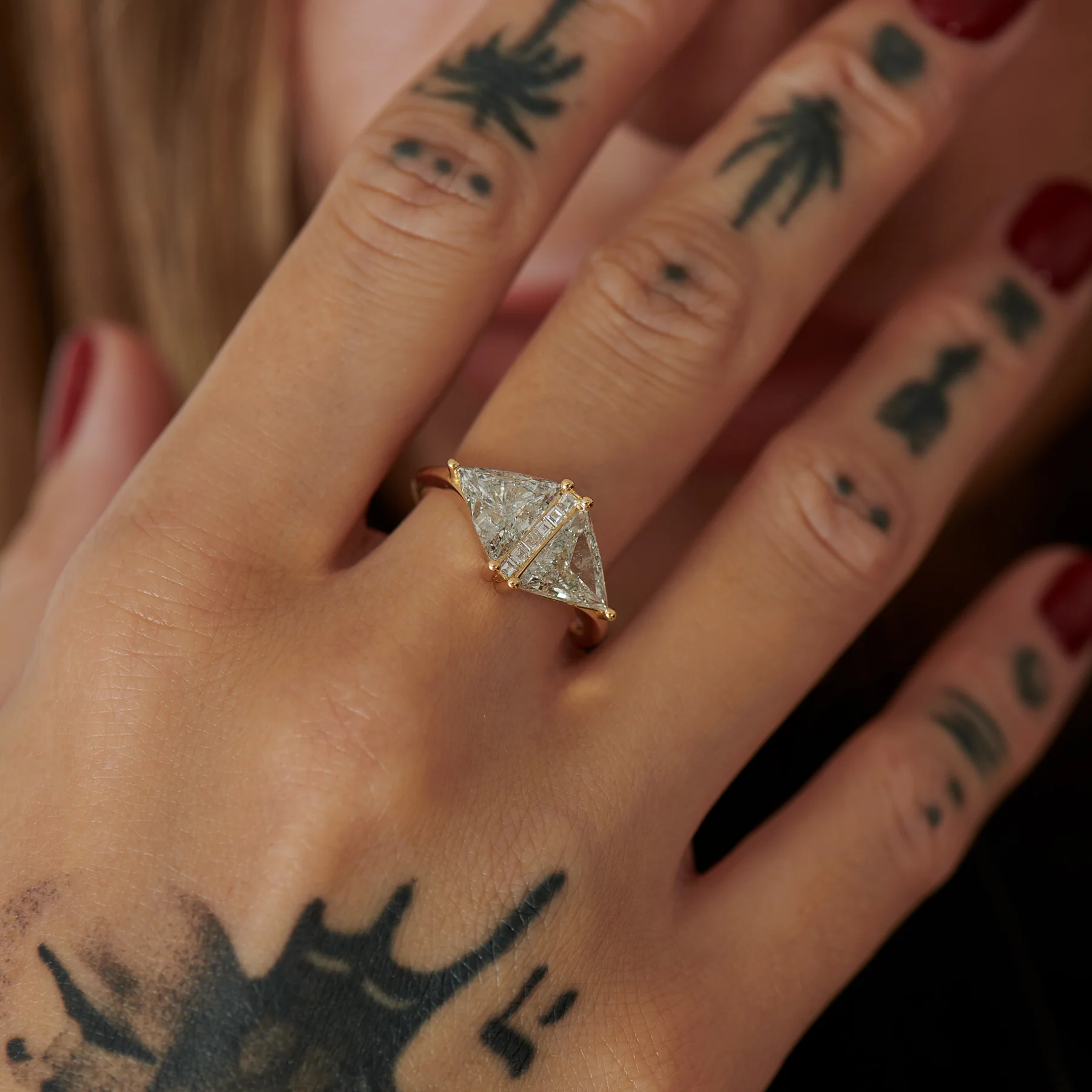 Salt & Pepper Trillion Cut Diamond Rhombus Engagement Ring - Image 6