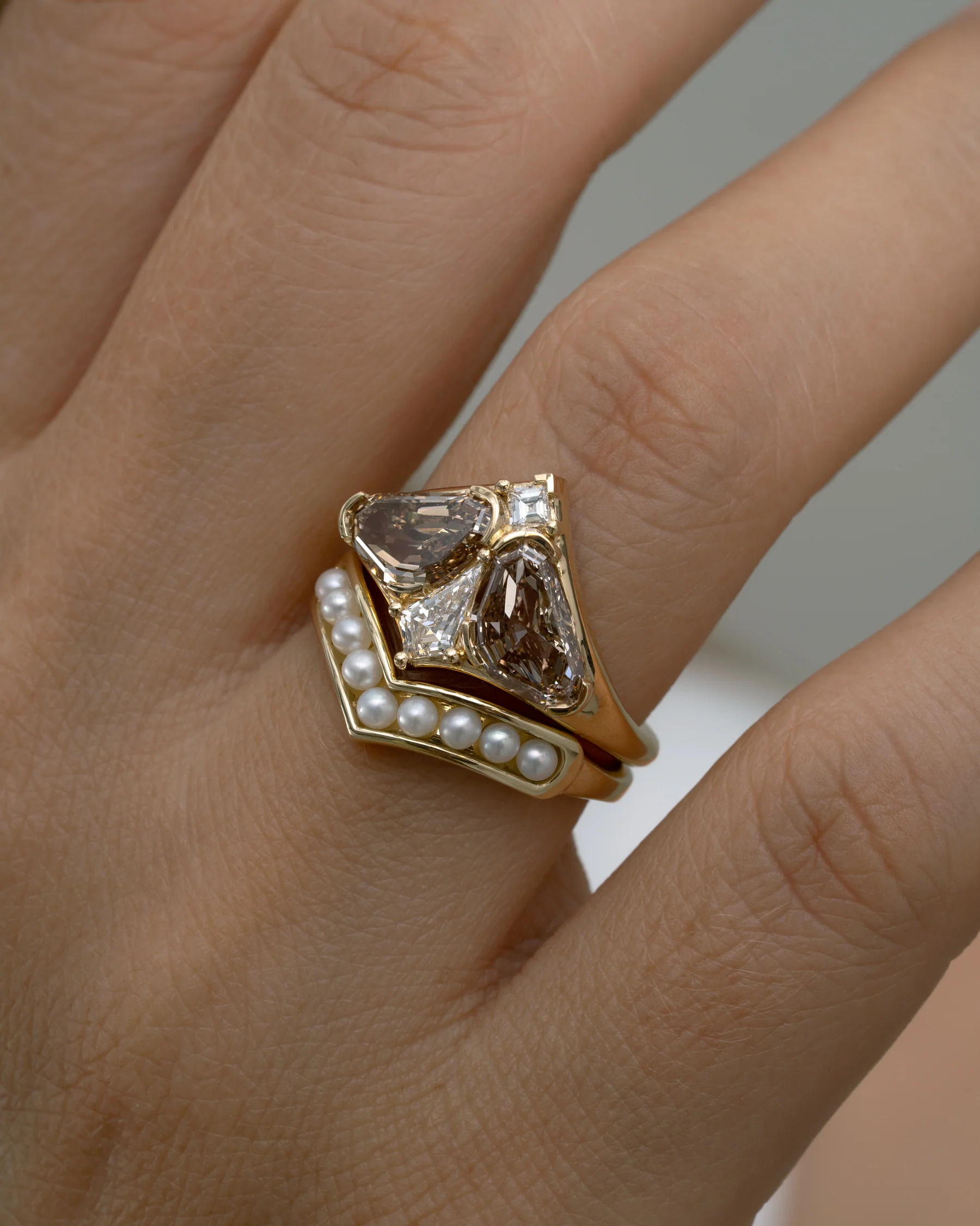 Seed Pearl Chevron Gold Band - Image 9