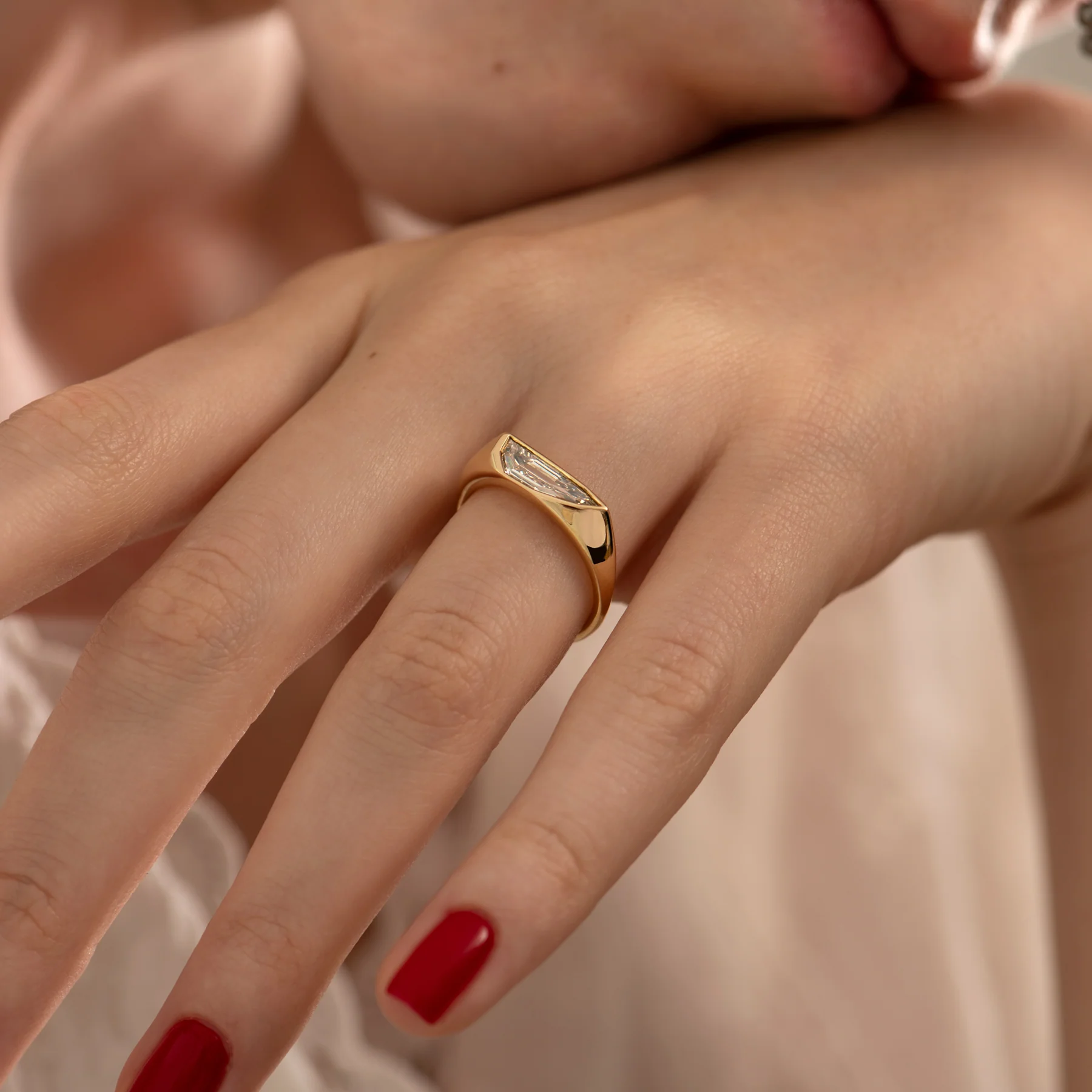Sliced Diamond Solitaire Ring with a Minimal Golden Bezel - OOAK - Image 3