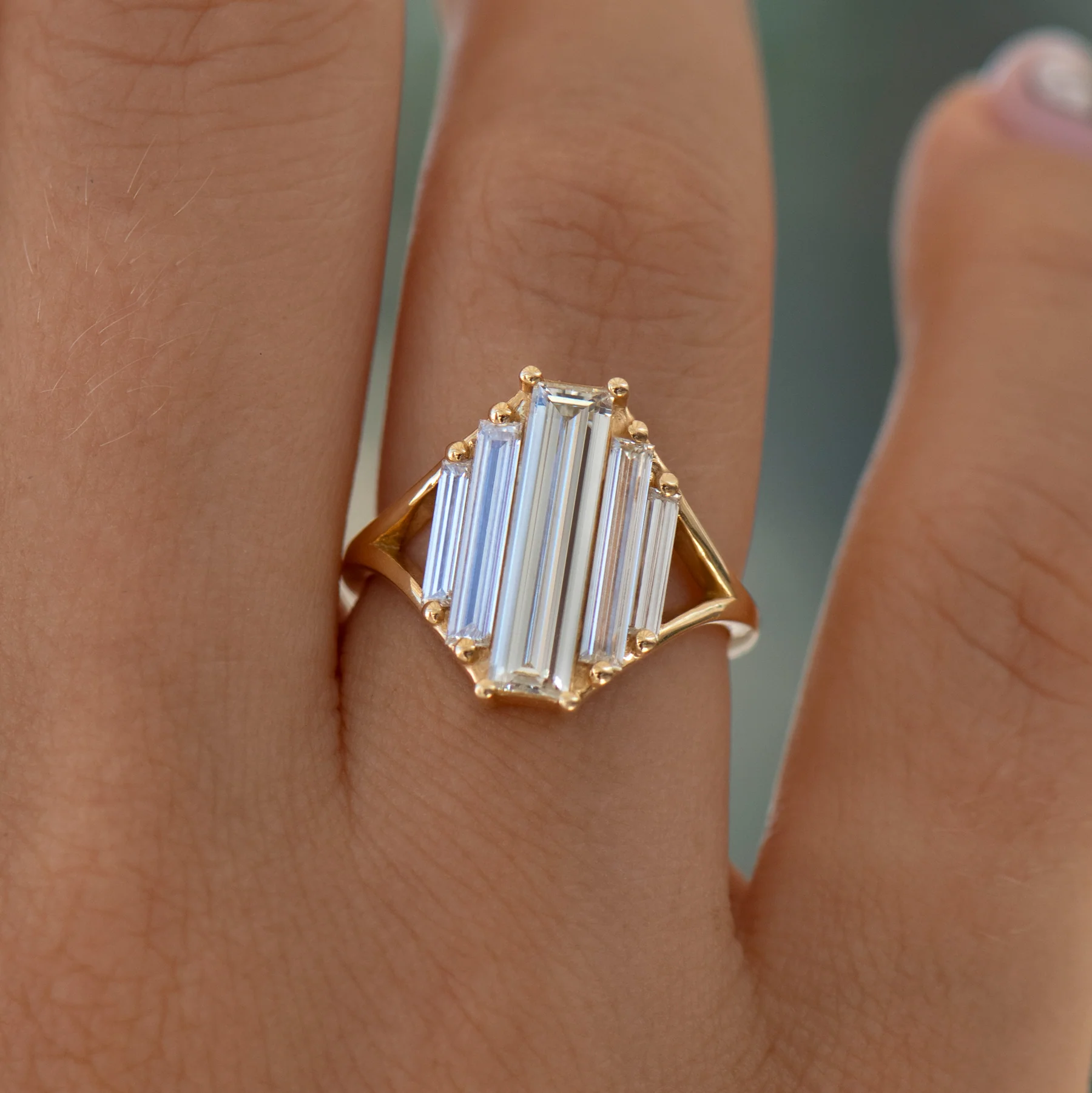 Symmetry Engagement ring with Five Baguette Cut Diamonds - Image 4