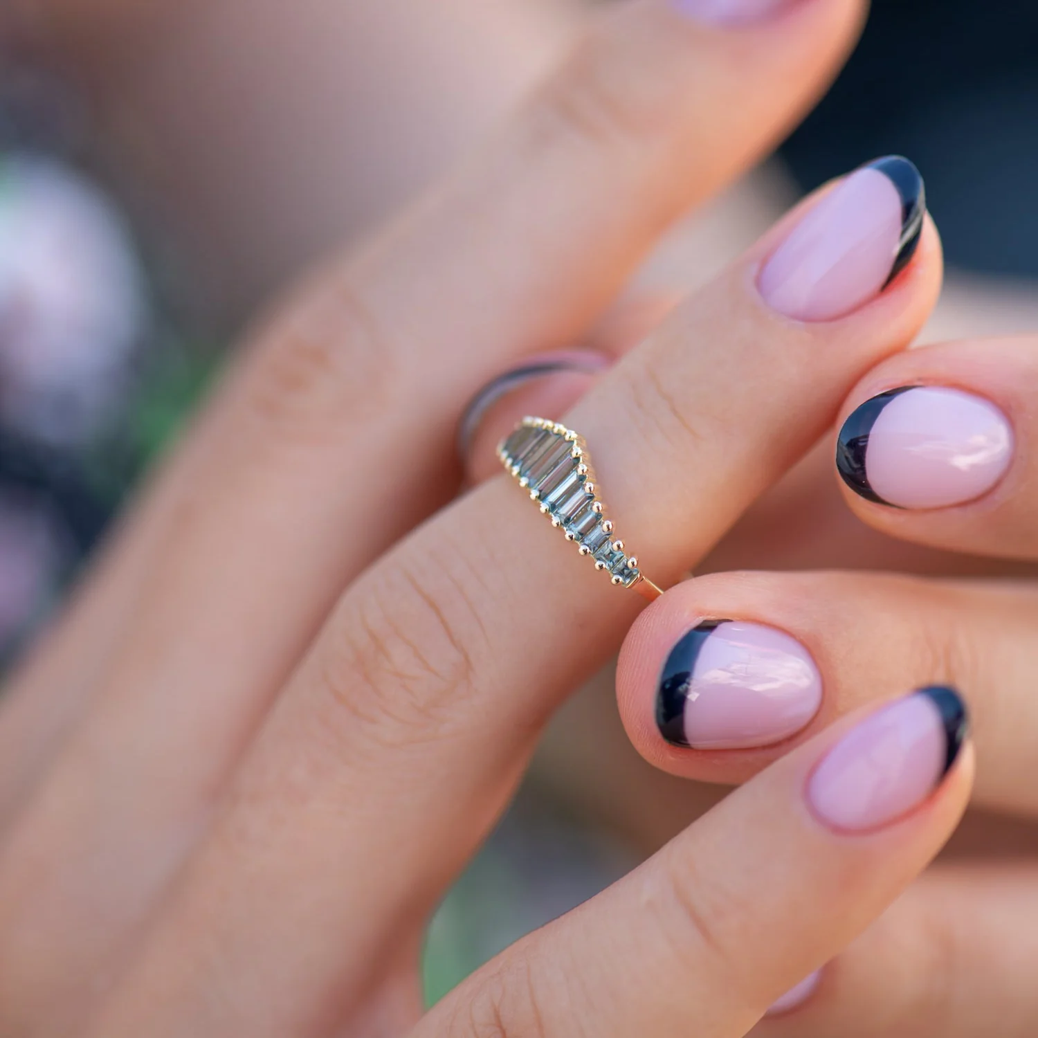 Teal Sapphire Tiara Ring - Image 3