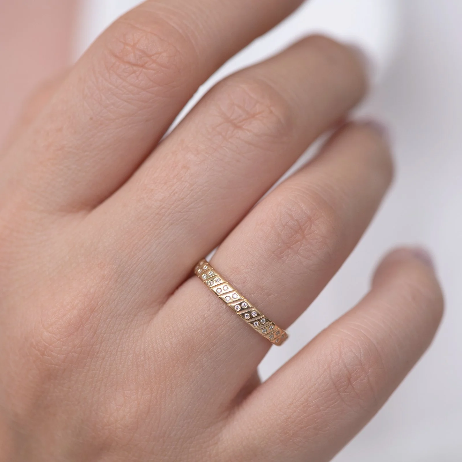 Tilted Pattern Diamond Band - Image 3