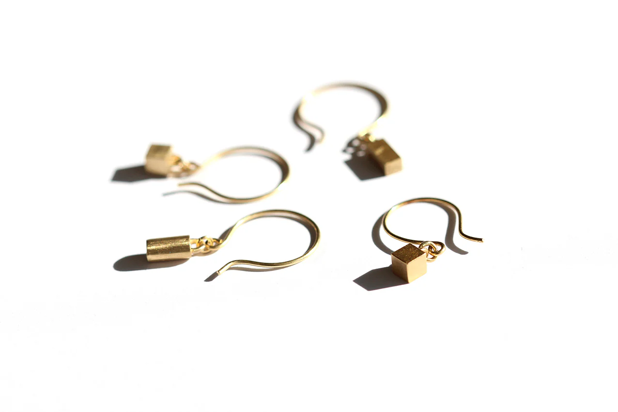 Tiny Cube Gold Earrings - Geometric Ear Piece - Image 4