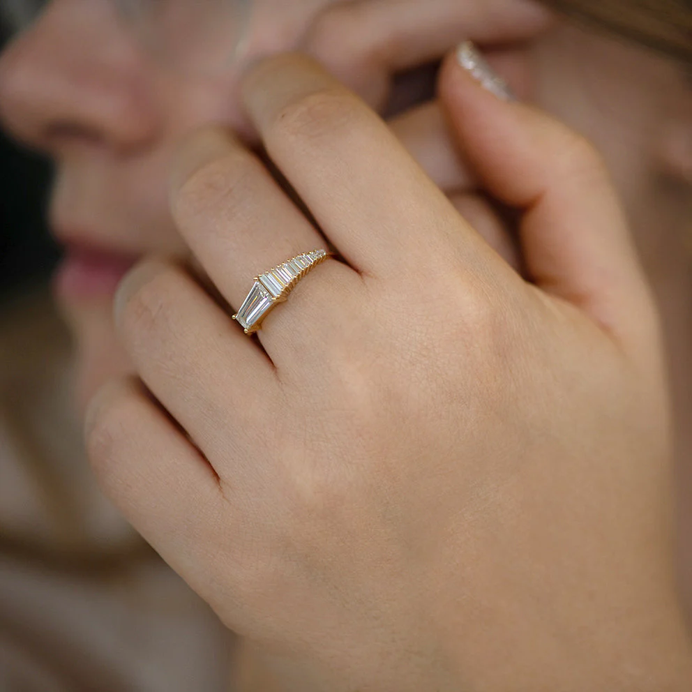Trapeze Diamond Engagement Ring - OOAK Ring - Image 4