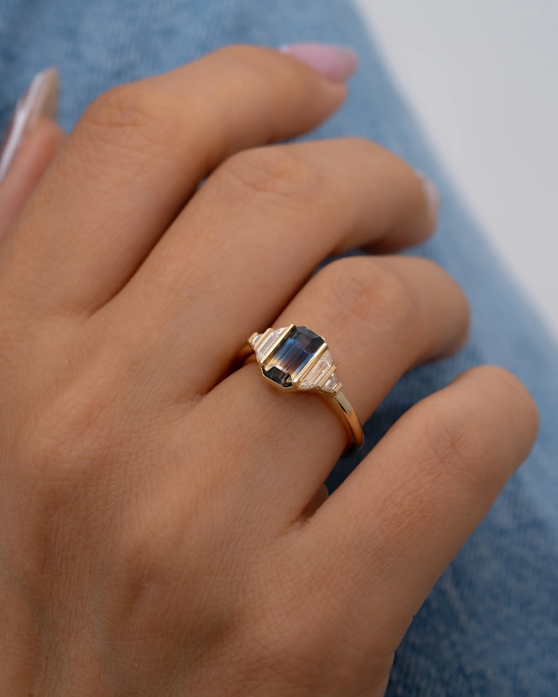 Veridian Emerald Cut Parti Sapphire & Diamond Ring - Image 5