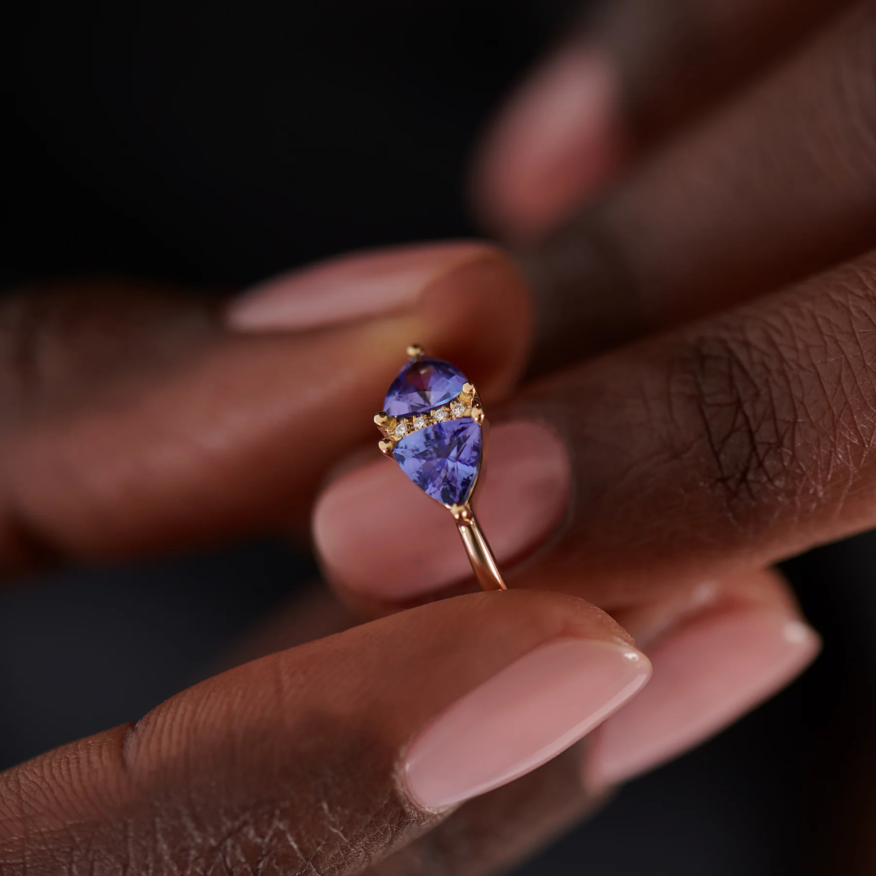 Vintage Style Engagement Ring with Trillions and Brilliant Diamonds - Image 3